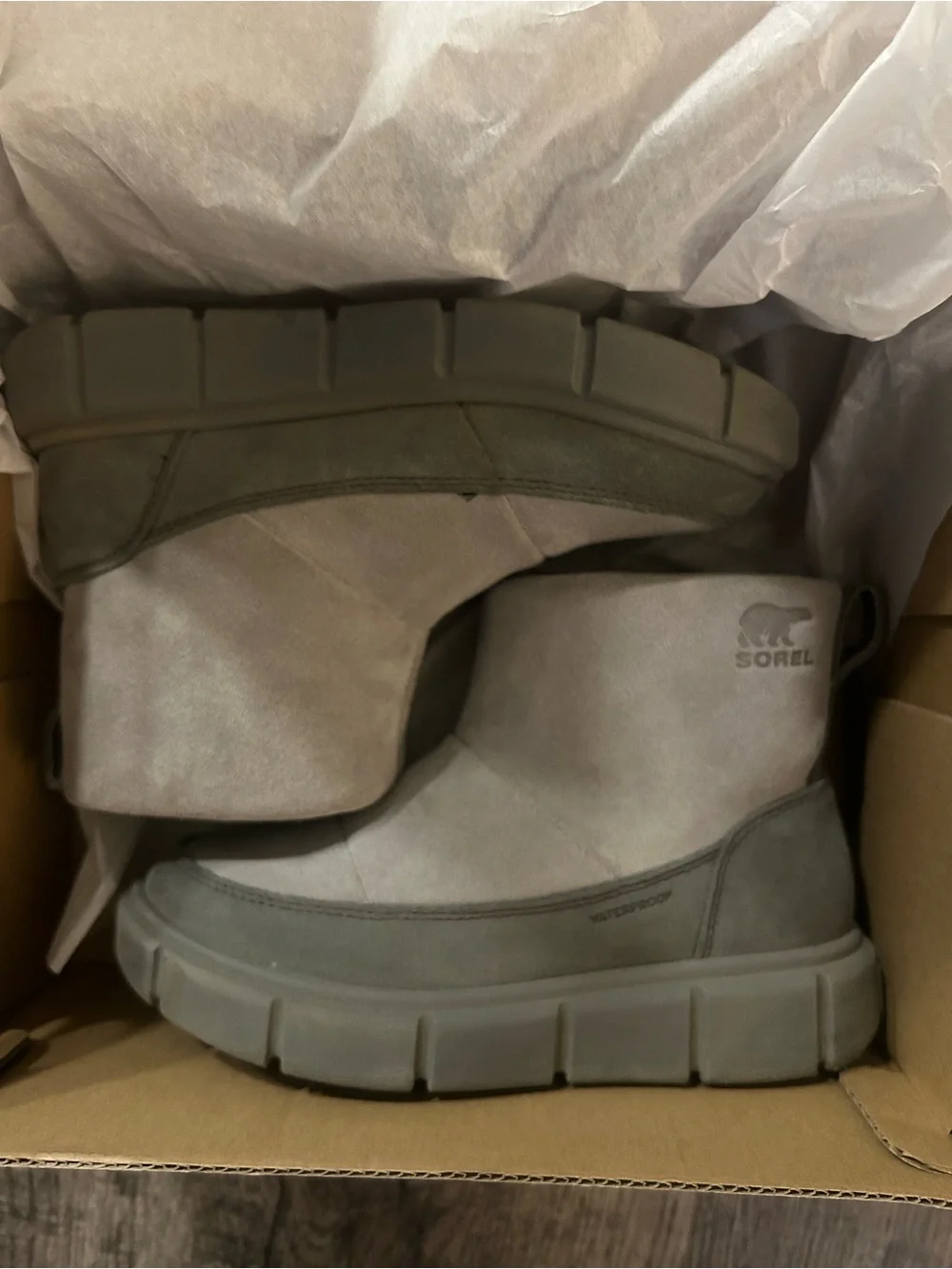 SOREL NEW w/Box,Explorer lll youth (Sz 2y) Slip-on waterproof Boots